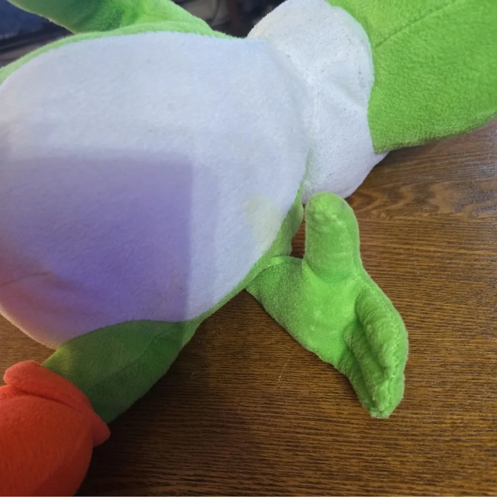youshi mario brothers plush with pouch under his shell collectiors‎